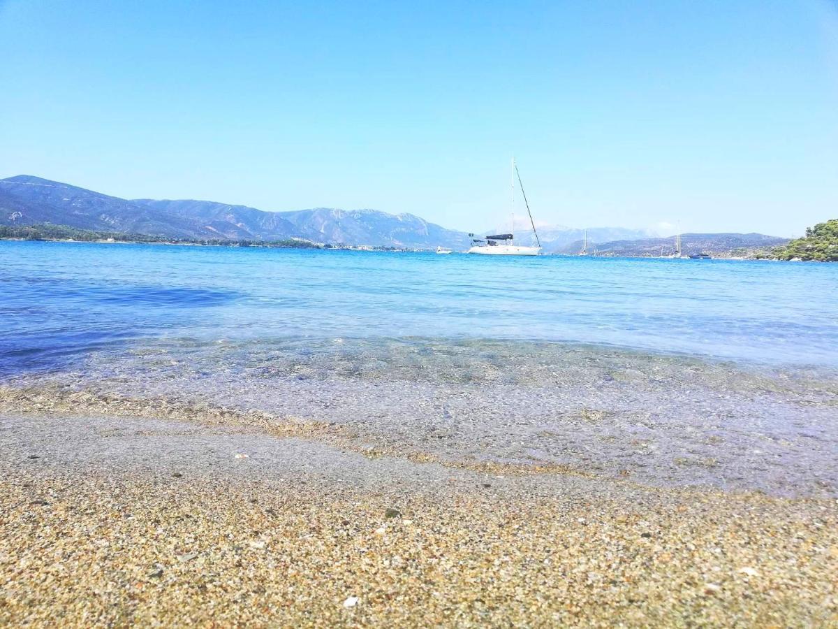 Summer Feel Suites Poros Town Ngoại thất bức ảnh