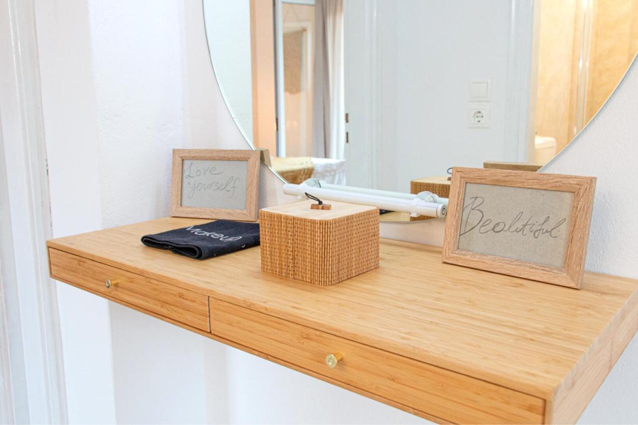 Summer Feel Suites Poros Town Ngoại thất bức ảnh
