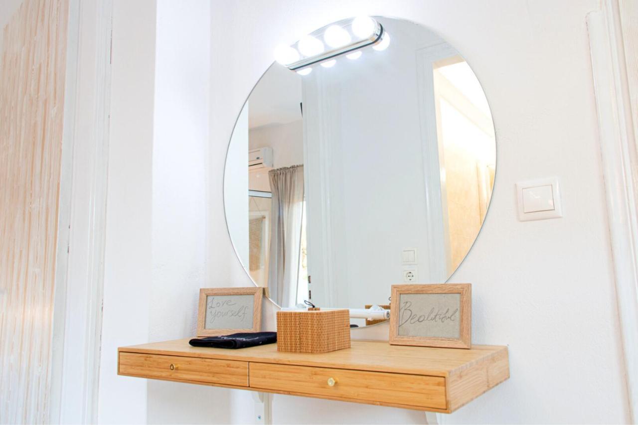 Summer Feel Suites Poros Town Ngoại thất bức ảnh