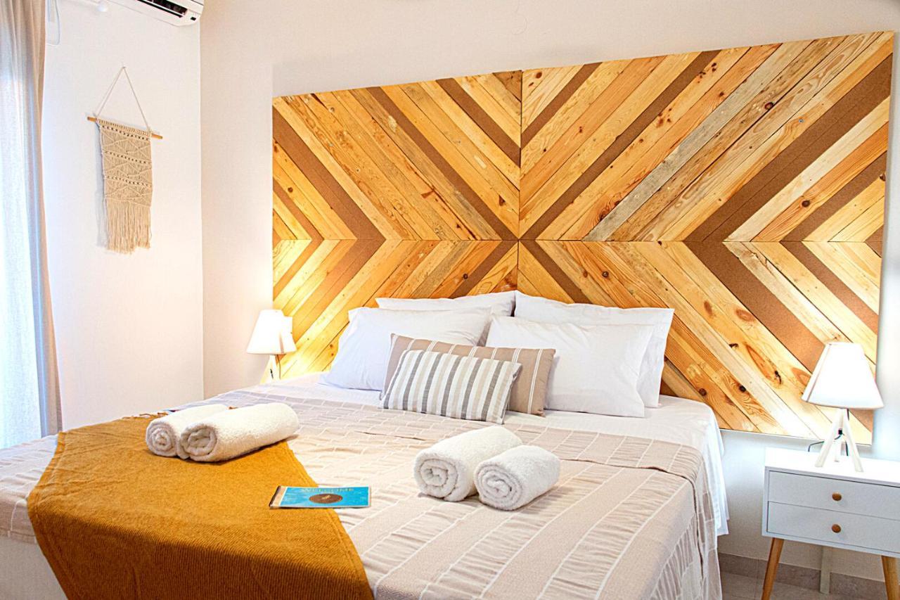 Summer Feel Suites Poros Town Ngoại thất bức ảnh